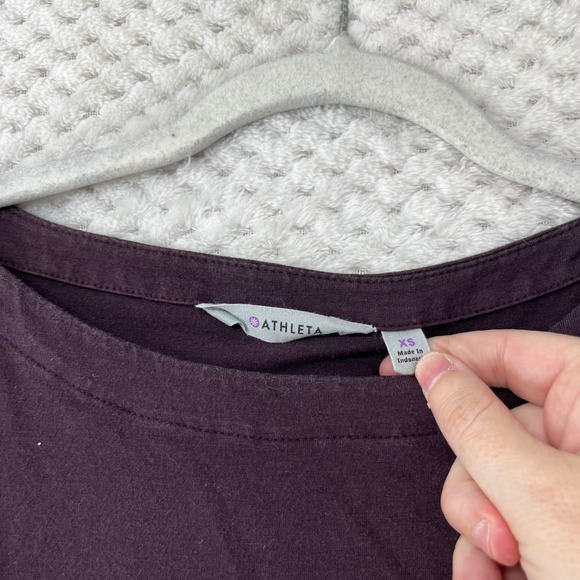 Athleta Dress Westward Ruched Tulip Beat Neck Sleeveless Casual Travel Purple XS - Picture 3 of 8